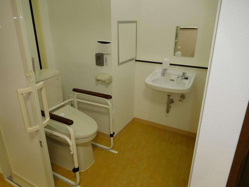 Albergue Maxi Alpa Naha Exterior foto
