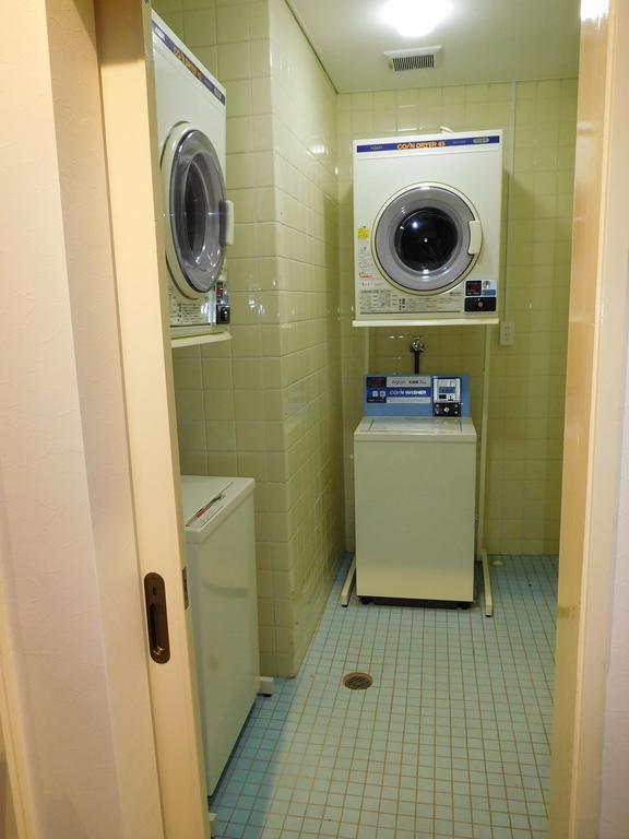 Albergue Maxi Alpa Naha Exterior foto