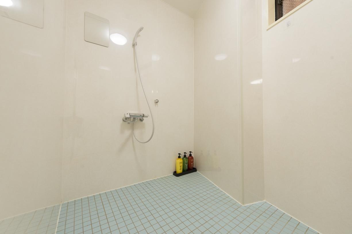 Albergue Maxi Alpa Naha Exterior foto